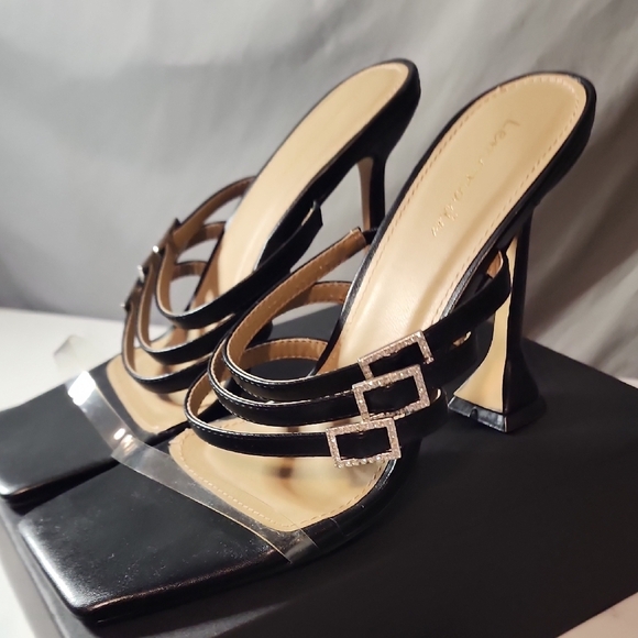 Lemonade Elegant Black Heels with Geometric Straps - Picture 4 of 8